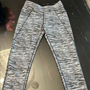 Gray Leggings with Heathered Design and High Waistband